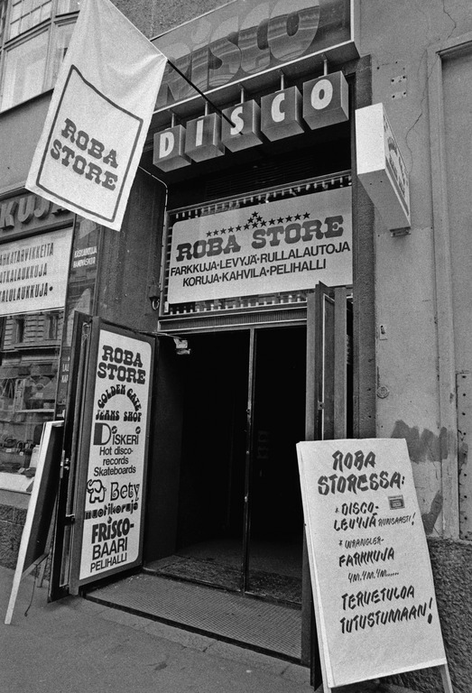 1978 . Frisco Discon ja Roba Storen sisäänkäynti Iso Roobertinkadulla.